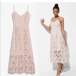 HP🎉Express Floral Crochet Midi Dress